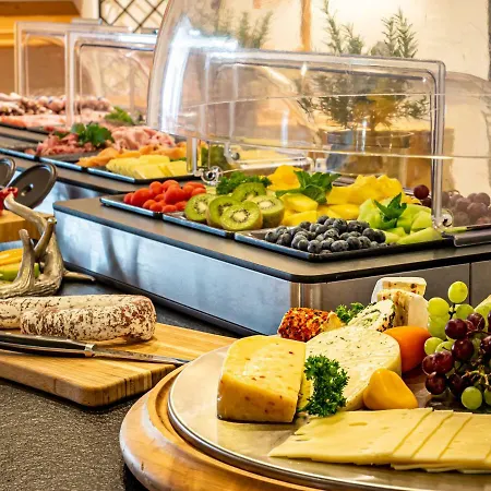 Отель Maesers Allgaeuherz Wiggensbach